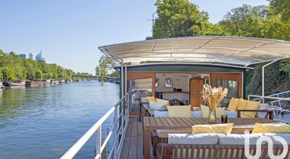 House boat 6 rooms of 180 m² in Paris (75016)