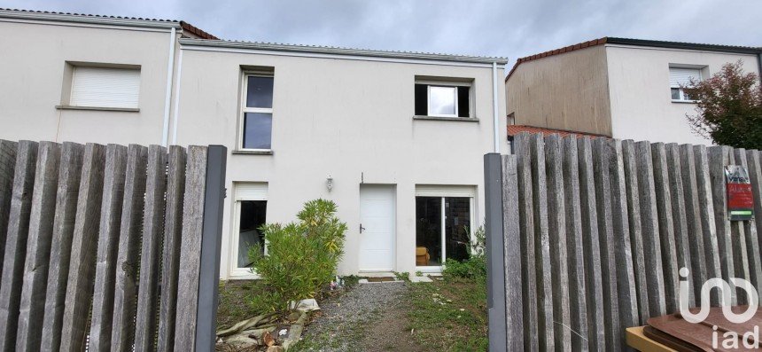 Pavillon 6 pièces de 91 m² à Cholet (49300)