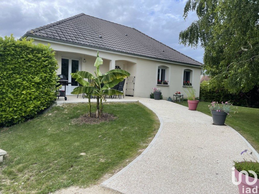 Maison 5 pièces de 93 m² à Courteranges (10270)