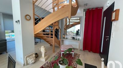 Traditional house 4 rooms of 121 m² in La Plaine-sur-Mer (44770)