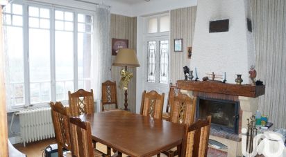 House 7 rooms of 142 m² in Villeneuve-sur-Allier (03460)