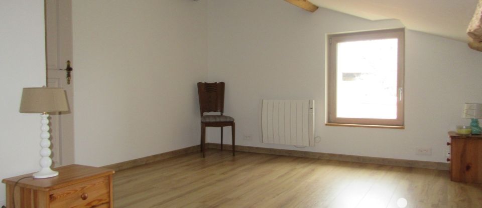 Longere 7 rooms of 180 m² in Bressuire (79300)