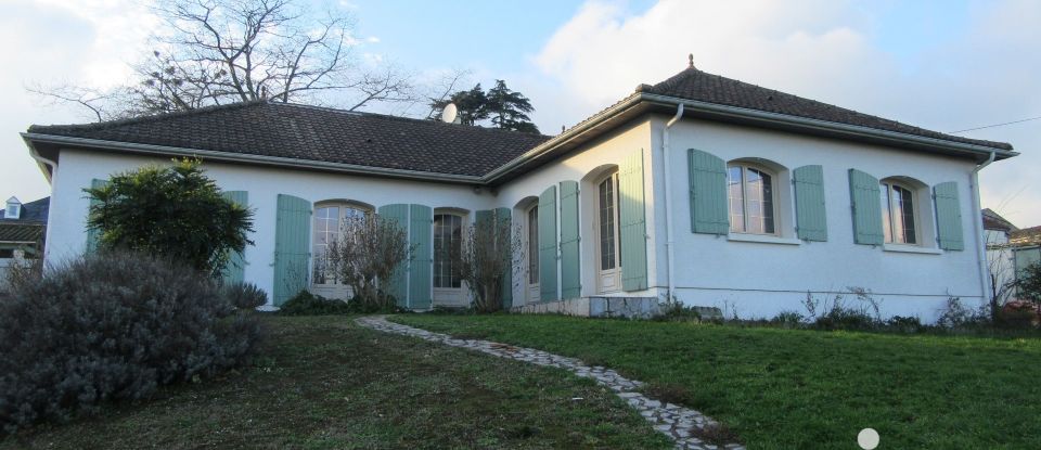 Maison 6 pièces de 150 m² à Voulmentin (79150)