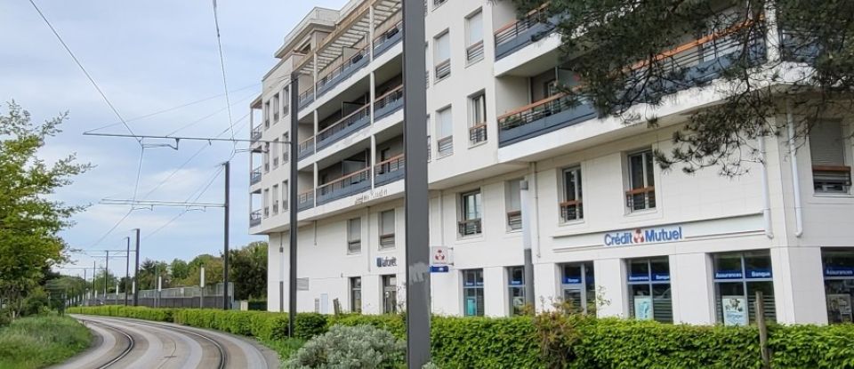 Apartment 3 rooms of 63 m² in Vélizy-Villacoublay (78140)