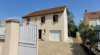 House 7 rooms of 133 m² in Poissy (78300)