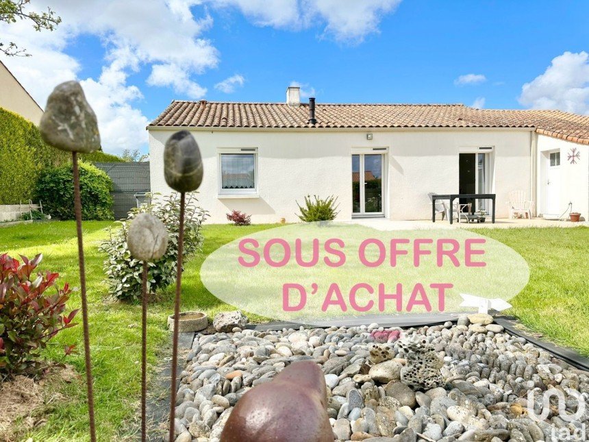 House 5 rooms of 97 m² in Aubigny-Les Clouzeaux (85430)