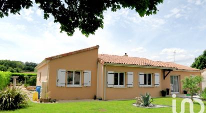 Pavilion 6 rooms of 148 m² in Valdivienne (86300)