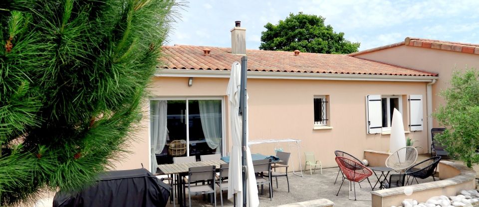 Pavilion 6 rooms of 148 m² in Valdivienne (86300)