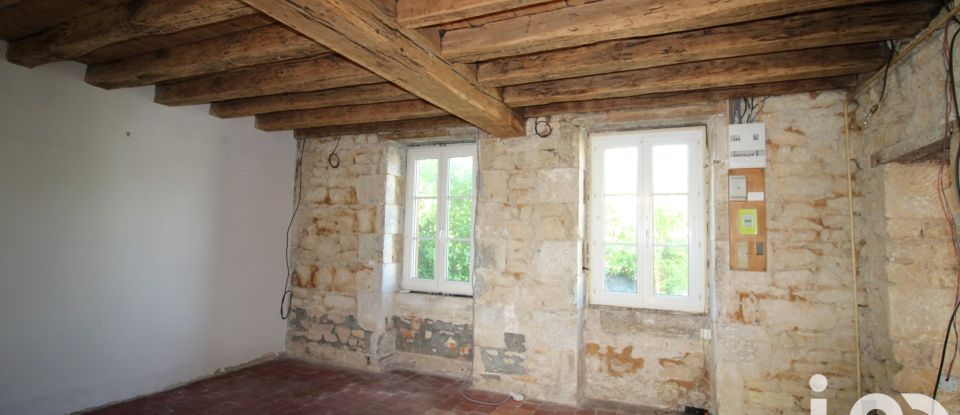 Village house 2 rooms of 48 m² in Urzy (58130)