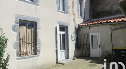 Building in Moncoutant (79320) of 180 m²