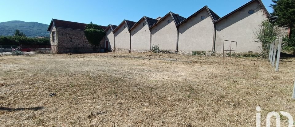 Immeuble de 1 030 m² à Retournac (43130)