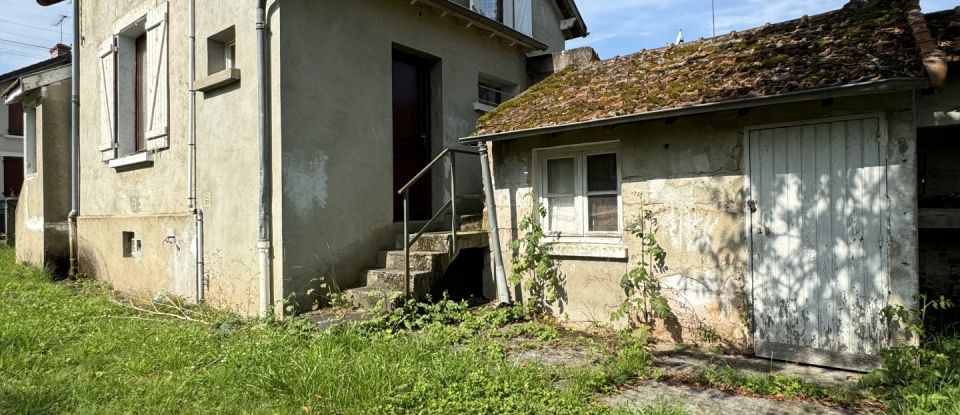 Maison 6 pièces de 105 m² à Saint-Hilaire (03440)