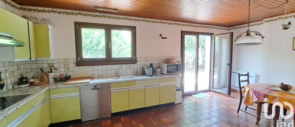 Traditional house 4 rooms of 111 m² in Freyming-Merlebach (57800)