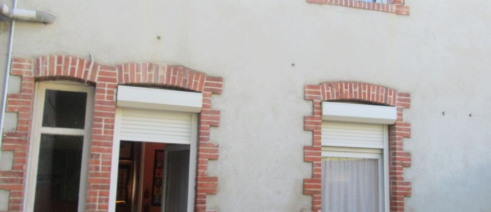 Maison de ville 5 pièces de 94 m² à Bressuire (79300)