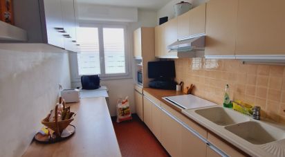 Appartement 4 pièces de 75 m² à Ris-Orangis (91130)