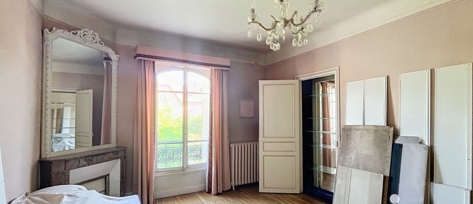 Mansion 12 rooms of 245 m² in Ermont (95120)