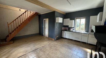 Maison 4 pièces de 82 m² à La Chapelle-aux-Chasses (03230)