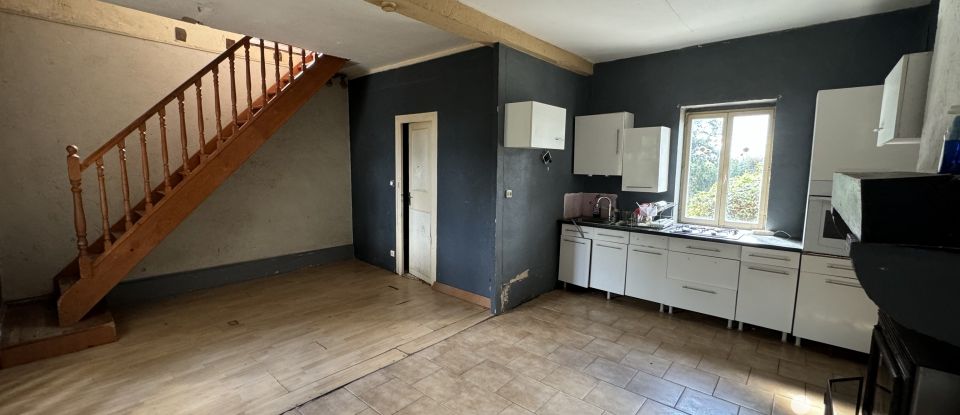 Maison 4 pièces de 82 m² à La Chapelle-aux-Chasses (03230)