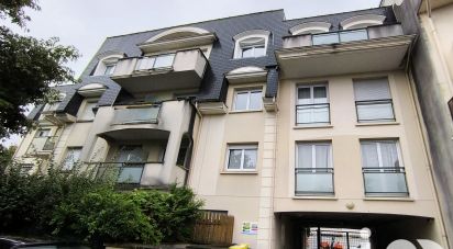 Duplex 3 rooms of 70 m² in Pontault-Combault (77340)