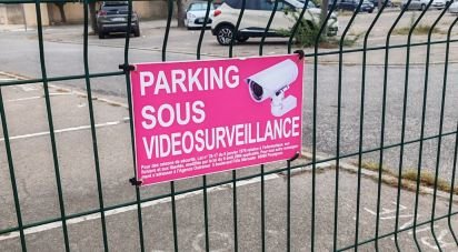 Parking of 12 m² in Saint-Cyprien (66750)