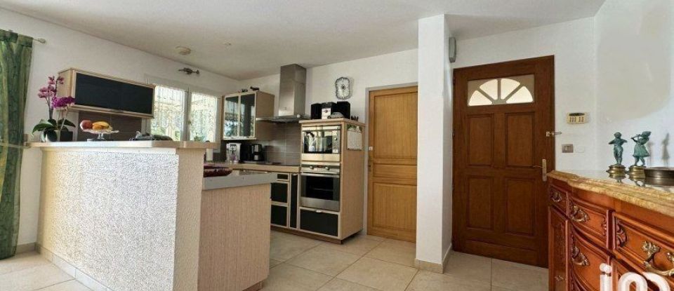 House 4 rooms of 93 m² in Saint-Félix-de-Lodez (34725)