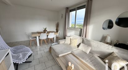 Appartement 3 pièces de 70 m² à Salon-de-Provence (13300)