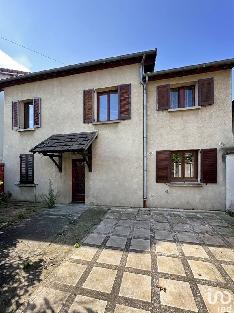 Maison 7 pièces de 108 m² à Saint-Maur-des-Fossés (94210)