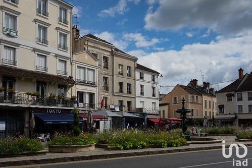 Droit au bail de 136 m² à Fontainebleau (77300)