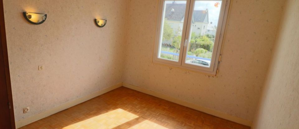 Maison 7 pièces de 140 m² à Caudan (56850)