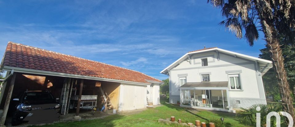 Maison traditionnelle 5 pièces de 130 m² à Villecomtal-sur-Arros (32730)