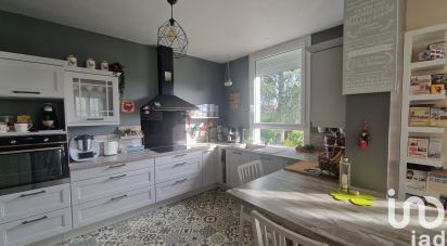 Maison traditionnelle 5 pièces de 130 m² à Villecomtal-sur-Arros (32730)