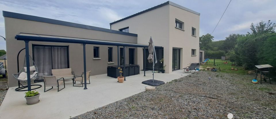 Maison 9 pièces de 177 m² à Quessoy (22120)