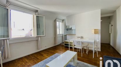 Appartement 2 pièces de 37 m² à Paris (75016)