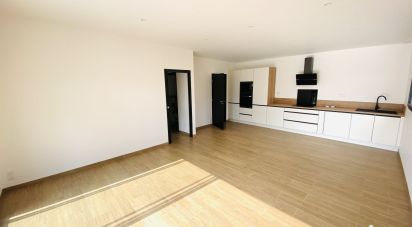 Maison 4 pièces de 81 m² à Saint-Quay-Perros (22700)