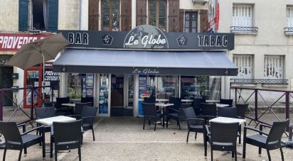 Bar of 120 m² in Tarascon (13150)