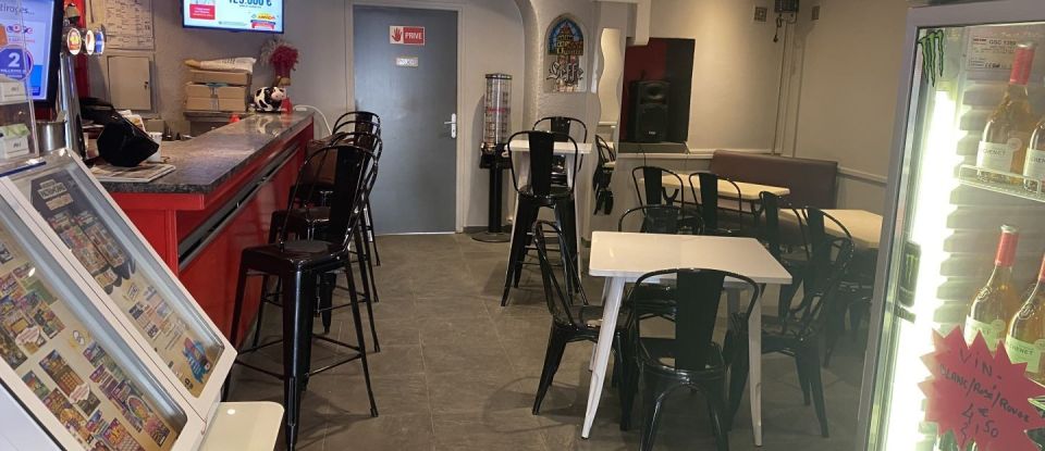 Bar of 120 m² in Tarascon (13150)