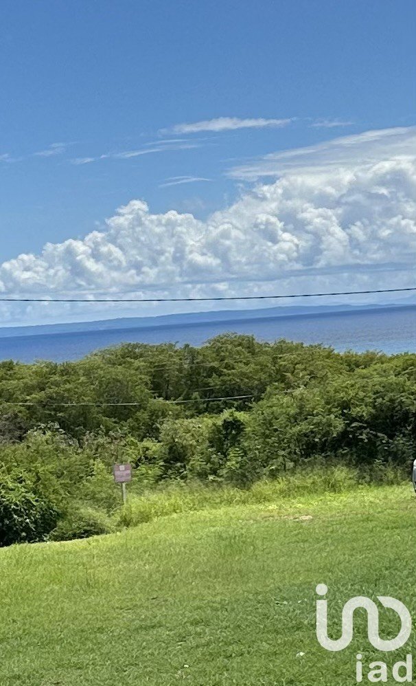 Terrain de 1 900 m² à Saint-François (97118)