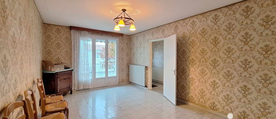 House 5 rooms of 90 m² in Aytré (17440)