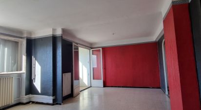 Apartment 3 rooms of 69 m² in Toulon (83000)