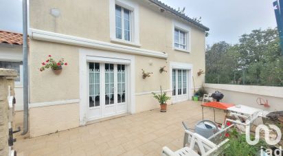 House 5 rooms of 110 m² in Marillet (85240)