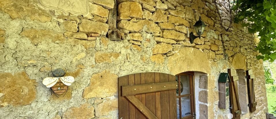 Traditional house 4 rooms of 83 m² in Lissac-et-Mouret (46100)