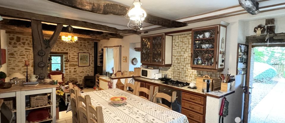 Traditional house 4 rooms of 83 m² in Lissac-et-Mouret (46100)