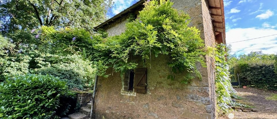 Traditional house 4 rooms of 83 m² in Lissac-et-Mouret (46100)