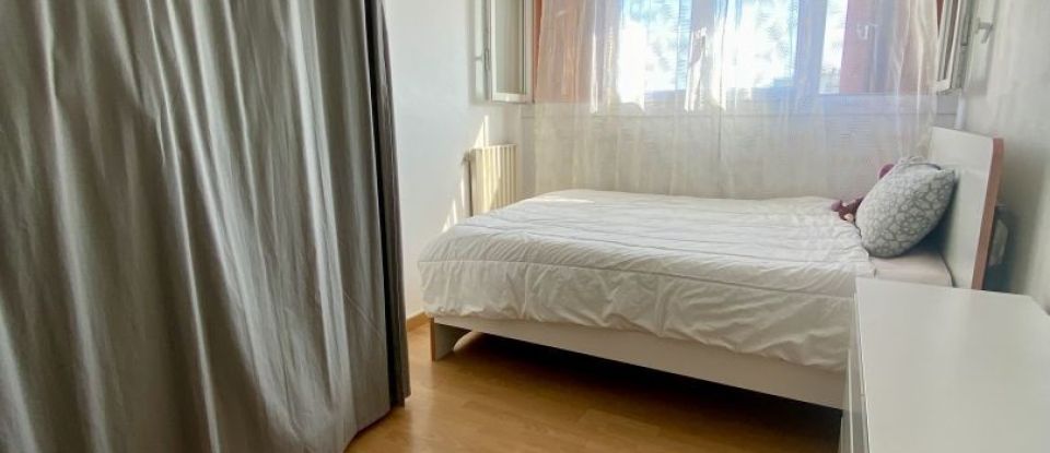 Appartement 5 pièces de 80 m² à Marseille (13015)