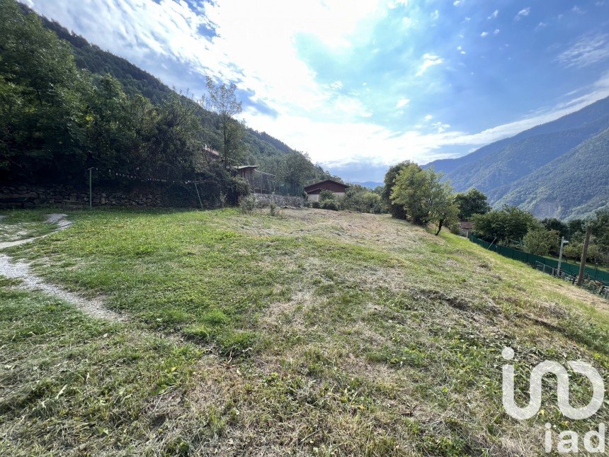 Terrain de 1 001 m² à Saint-Martin-Vésubie (06450)