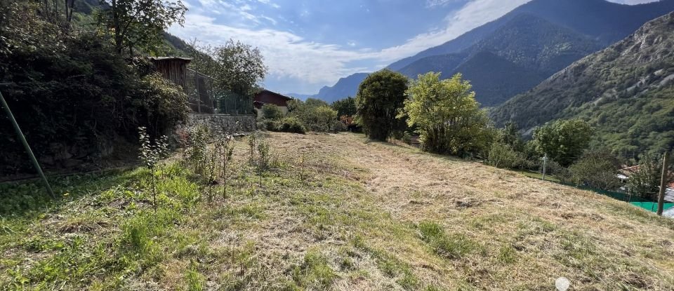 Terrain de 1 001 m² à Saint-Martin-Vésubie (06450)