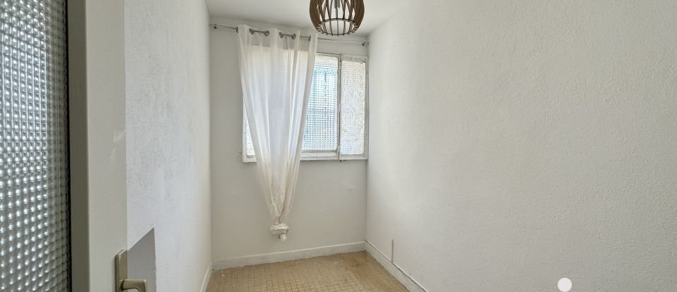 Appartement 4 pièces de 103 m² à Avignon (84000)