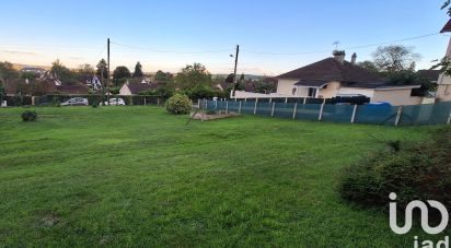 Land of 632 m² in Le Val d'Hazey (27940)