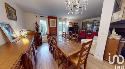 Traditional house 7 rooms of 150 m² in Vaux-le-Pénil (77000)