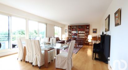 Apartment 4 rooms of 105 m² in Saint-Cloud (92210)